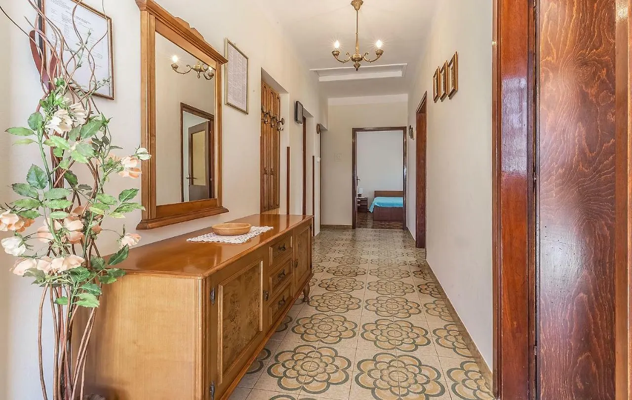 Palmira Apartment Porec